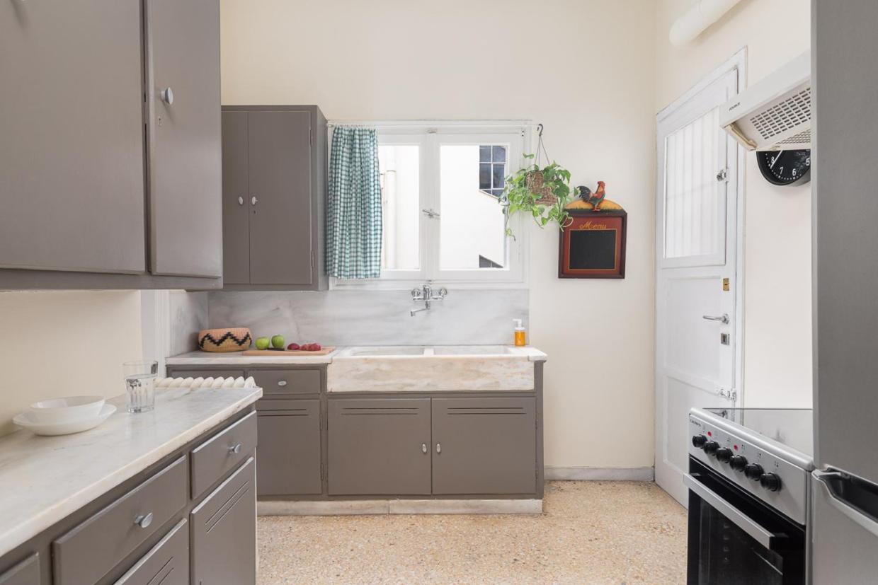Athenian Apartment In Kolonaki Ngoại thất bức ảnh